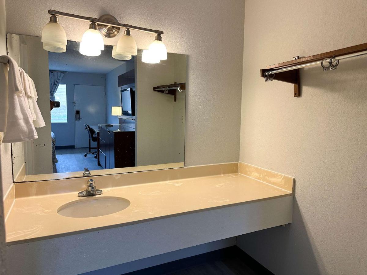 Motel 6 Forrest City Ar Eksteriør billede